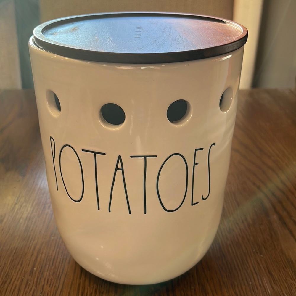 Rae Dunn Potato keeper/cellar